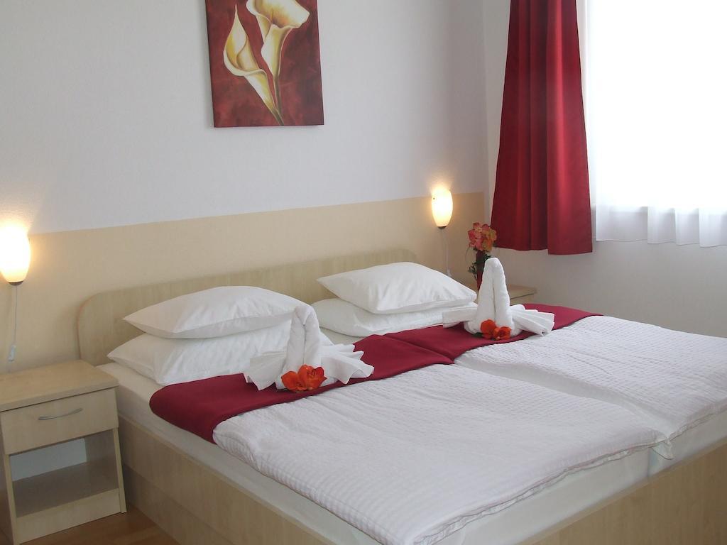 Rooms And Apartments Ana Zadar Pokoj fotografie